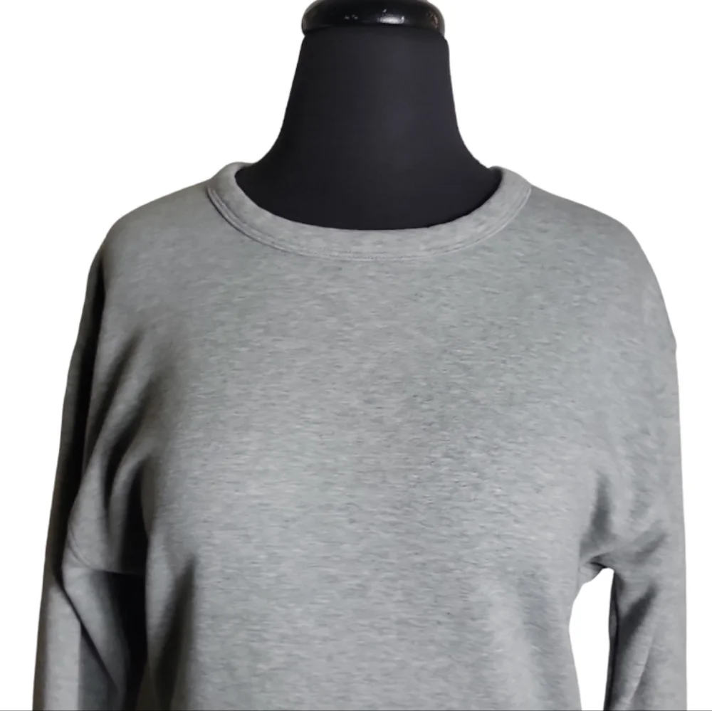 Nike versa dri fit open back gray sweatshirt size XS - Picture 3 of 8